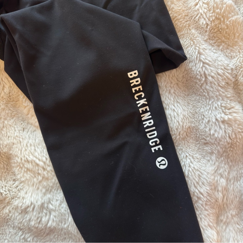Lululemon Breckenridge leggings